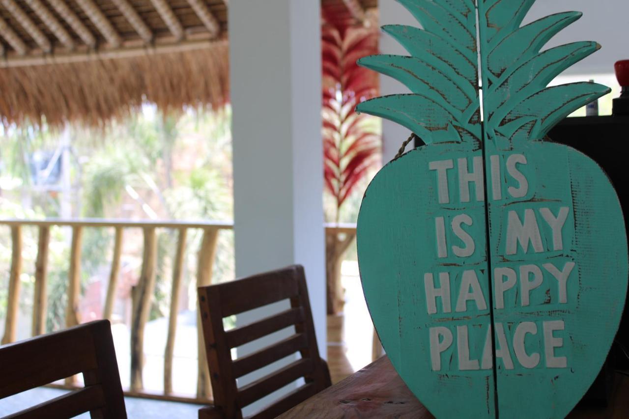 ホテル Turtle House Lombok Kuta  エクステリア 写真