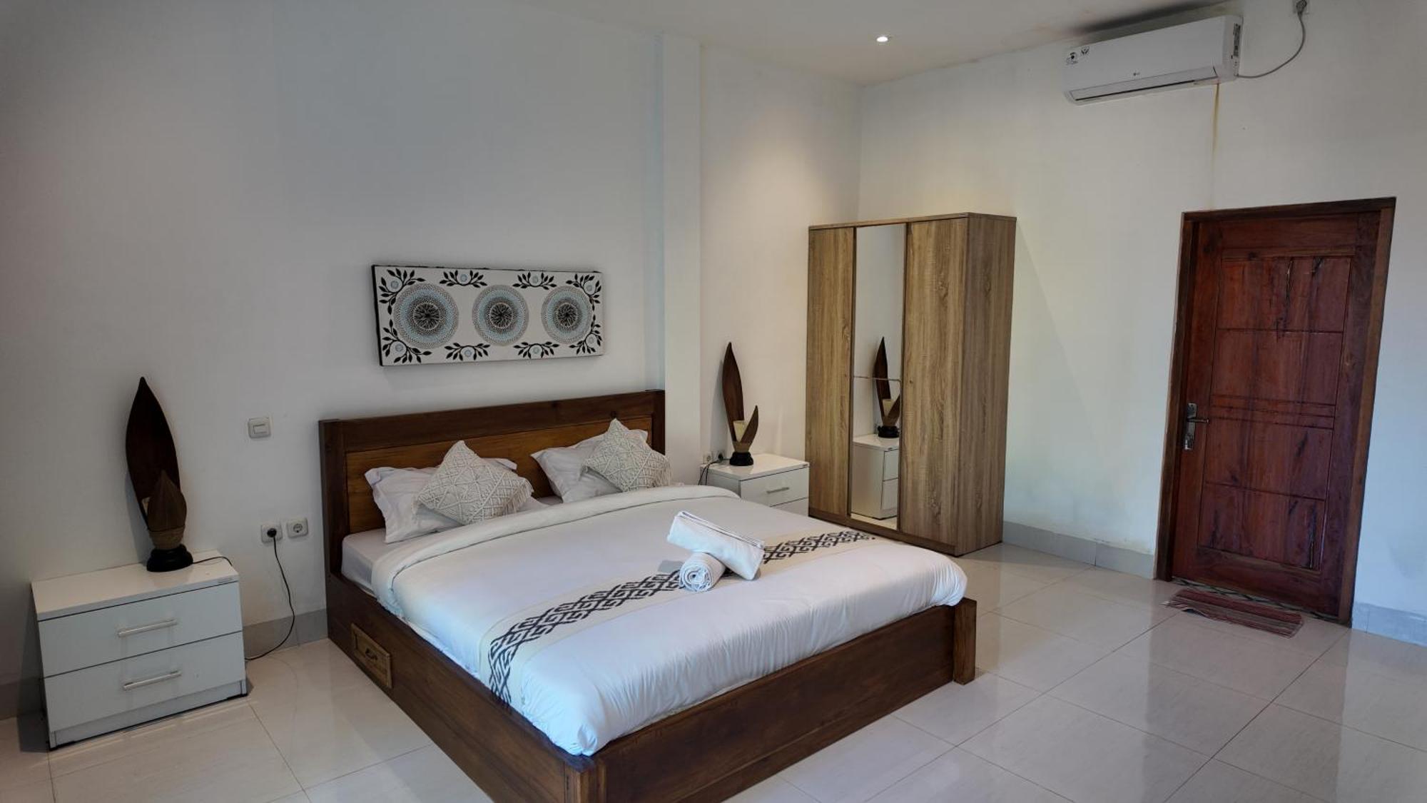 ホテル Turtle House Lombok Kuta  エクステリア 写真